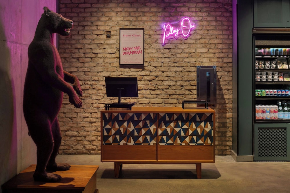 Moxy NYC Downtown — Hotel building in New York City, New York State