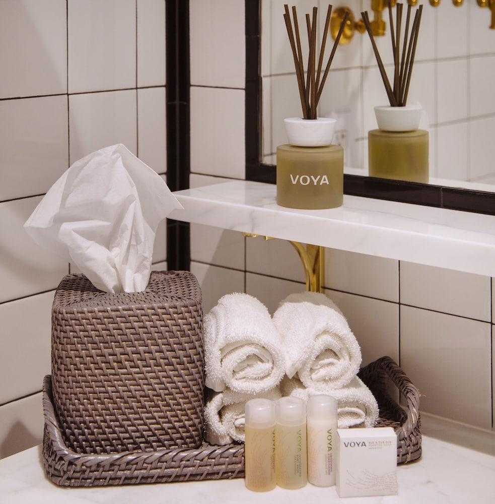 Merrion Row Hotel and Public House — Hotel rooms in New York City, New York State