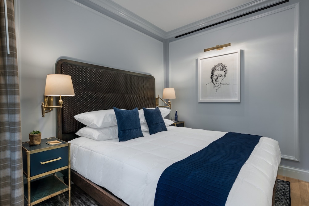 Merrion Row Hotel and Public House — Hotel rooms in New York City, New York State