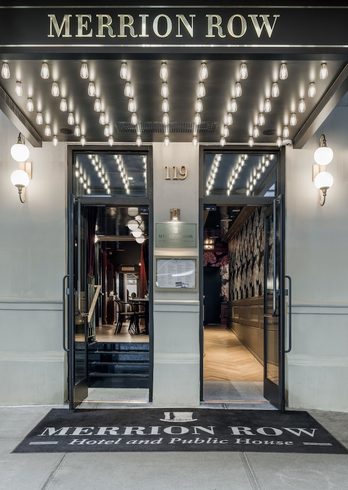 Merrion Row Hotel and Public House — Restaurant & bars in New York City, New York State