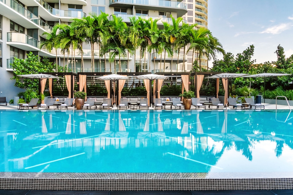 Hyde Suites Midtown Miami — Swimming pool in Miami, Florida