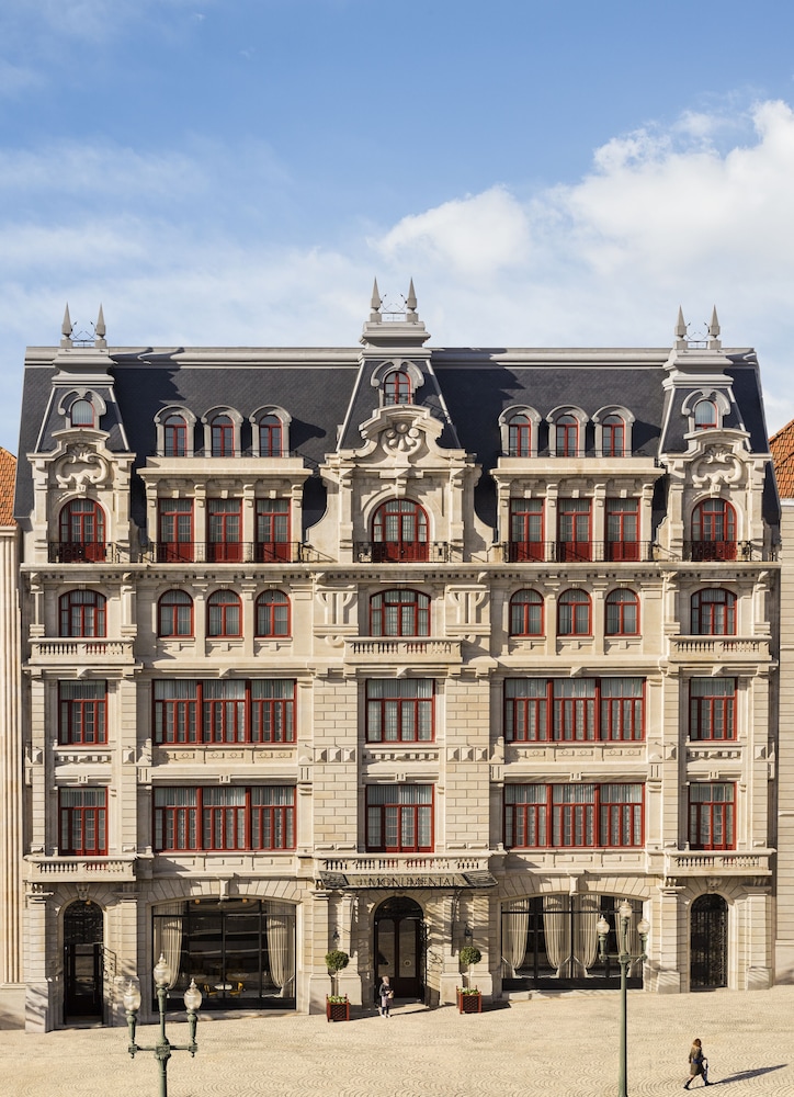 The One Monumental Palace