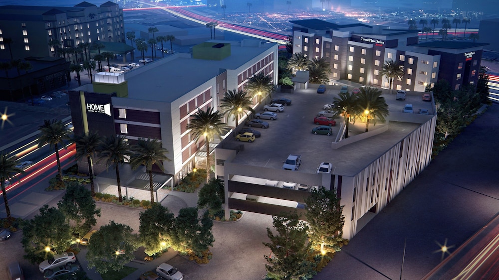 Home2 Suites by Hilton Las Vegas Stadium District — Hotel building in Las Vegas, Nevada