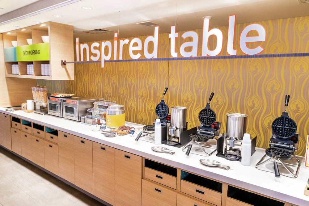 Home2 Suites by Hilton Las Vegas Stadium District — Restaurant & bars in Las Vegas, Nevada