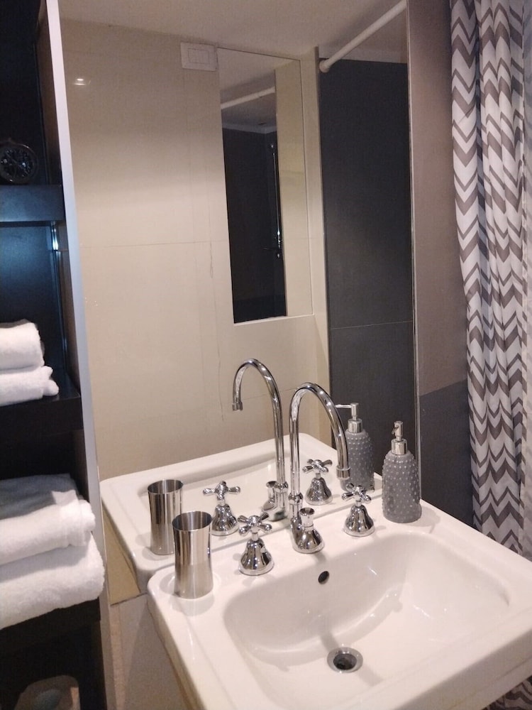 Nerva Accommodation Cavour — Hotel rooms in Rome, Lazio