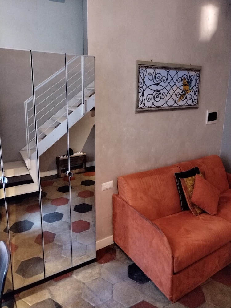 Nerva Accommodation Cavour — Hotel rooms in Rome, Lazio
