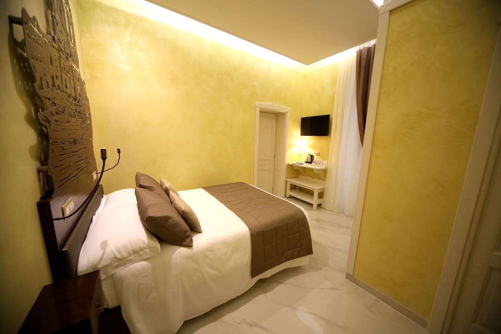 Maison Tritone — Hotel rooms in Rome, Lazio