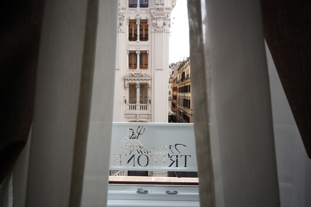 Maison Tritone — Hotel building in Rome, Lazio