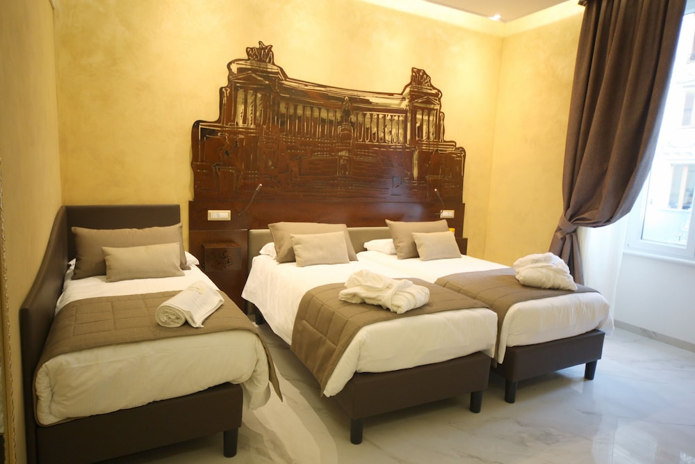 Maison Tritone — Hotel rooms in Rome, Lazio