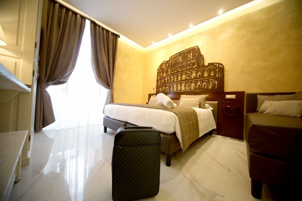 Maison Tritone — Hotel rooms in Rome, Lazio