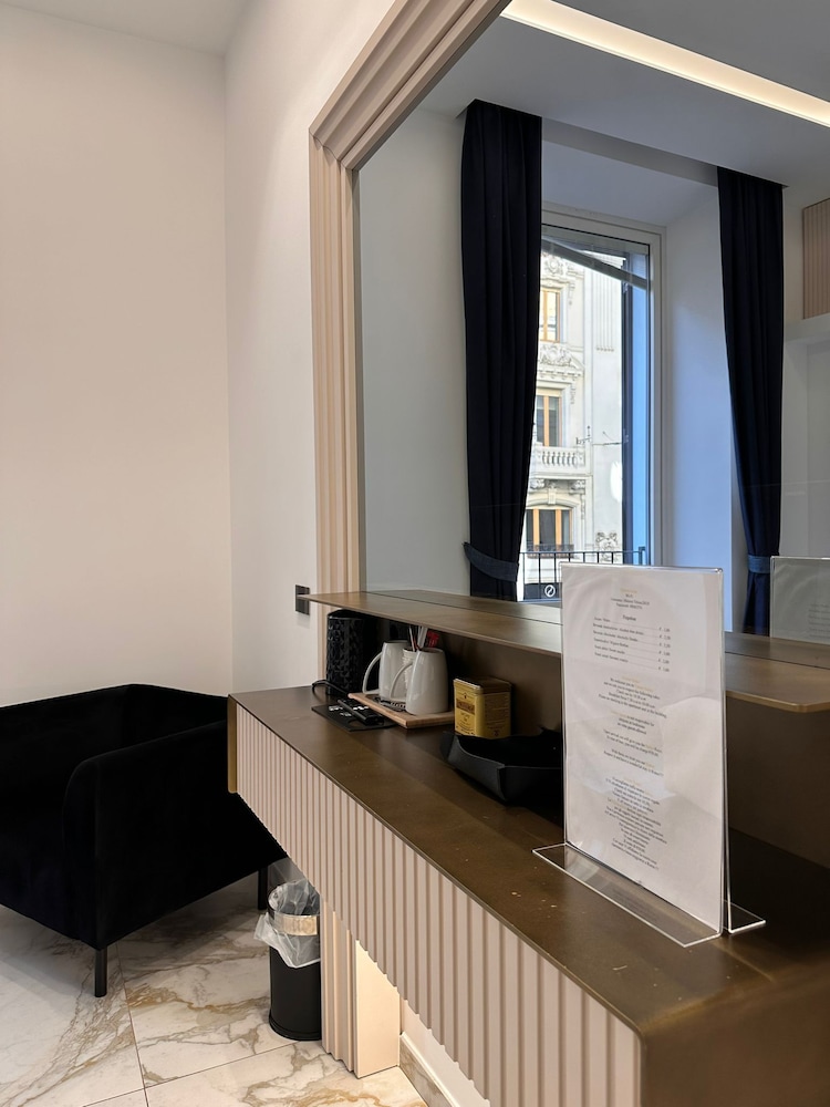Maison Tritone — Hotel rooms in Rome, Lazio