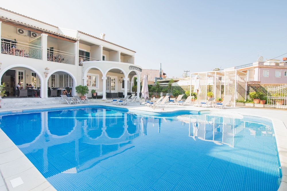 Opera Blue Hotel