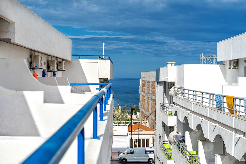 Iro Hotel — Hotel building in Hersonissos