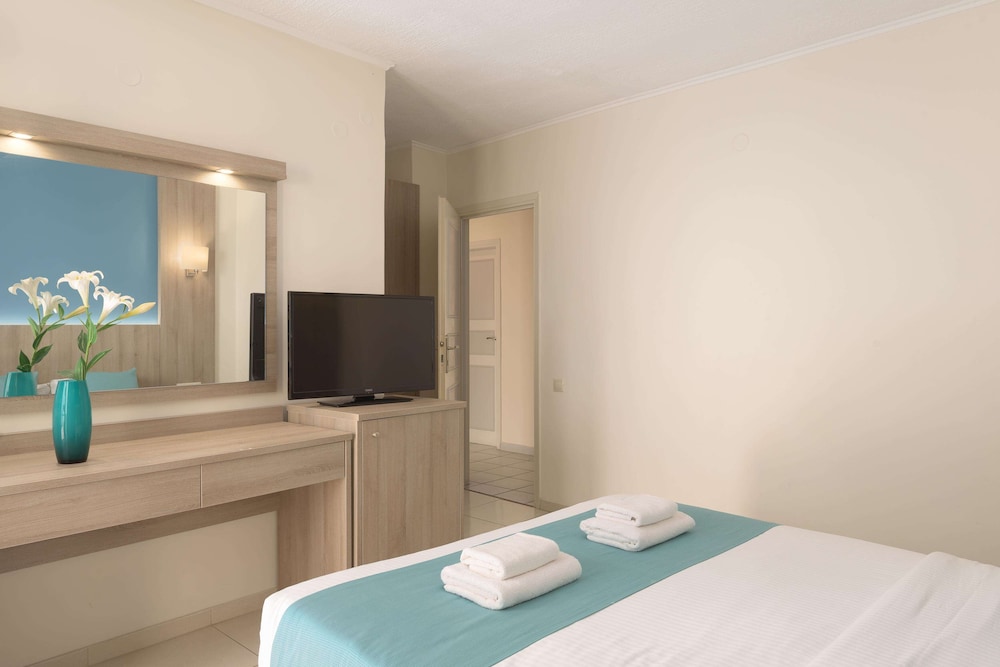Central Hersonissos Hotel — Hotel rooms in Hersonissos