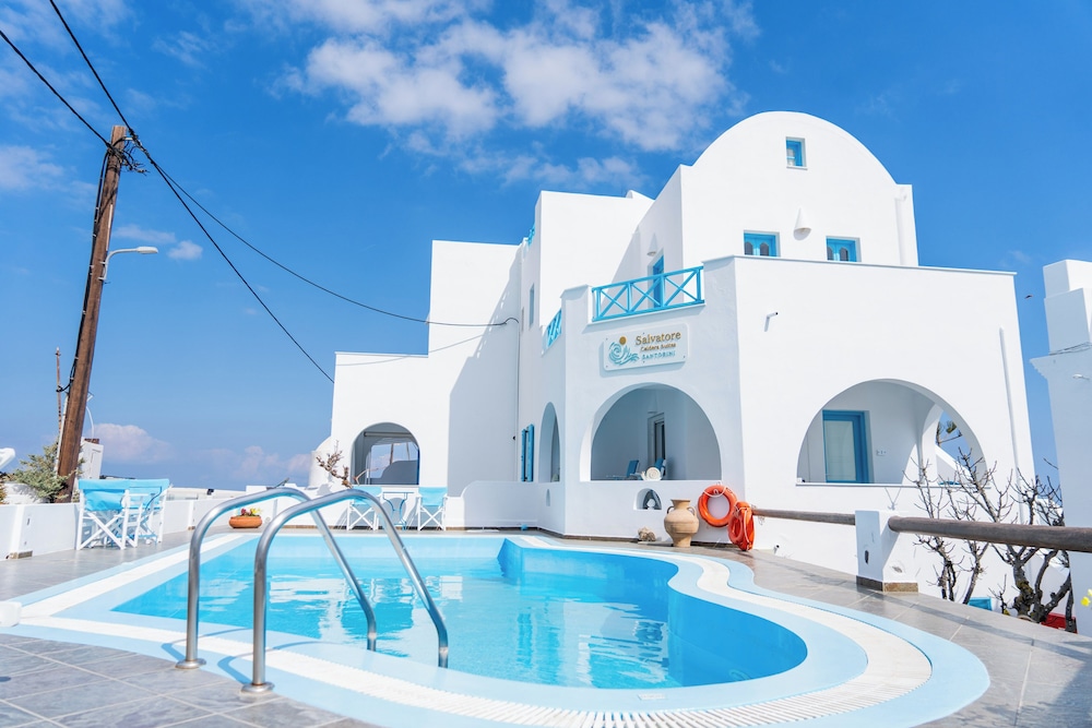 Salvatore Caldera Suites — Hotel building in Imerovigli, South Aegean