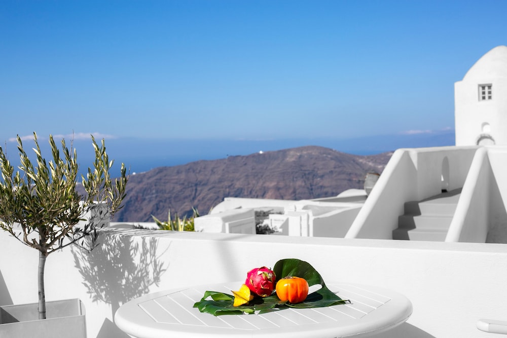 Salvatore Caldera Suites — Attractions in the area in Imerovigli, South Aegean