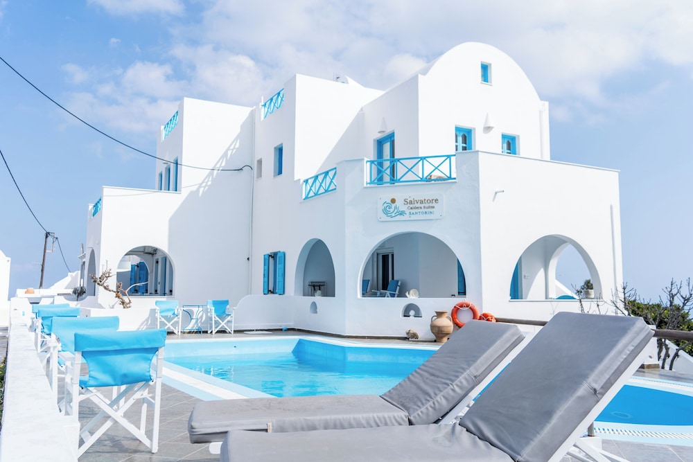 Salvatore Caldera Suites — Hotel building in Imerovigli, South Aegean