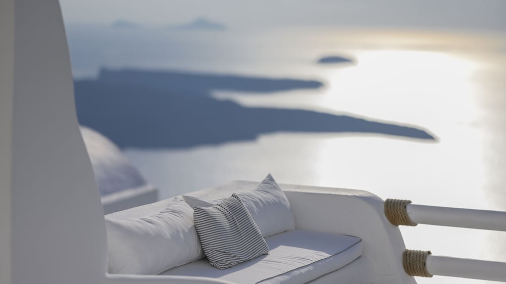 Hotel Sunny Villas — Hotel rooms in Imerovigli, South Aegean