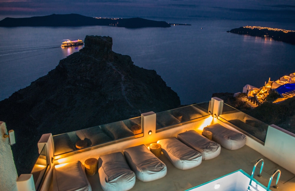 Hotel Sunny Villas — Attractions in the area in Imerovigli, South Aegean