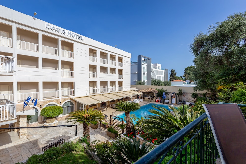 Oasis Hotel — Hotel building in Perama (Corfu), Ionian Islands