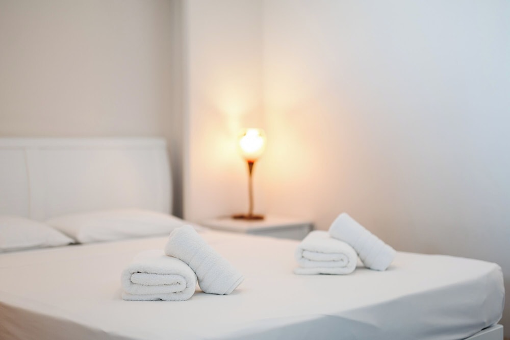 Pontikonisi Hotel - Adults only — Hotel rooms in Perama (Corfu), Ionian Islands