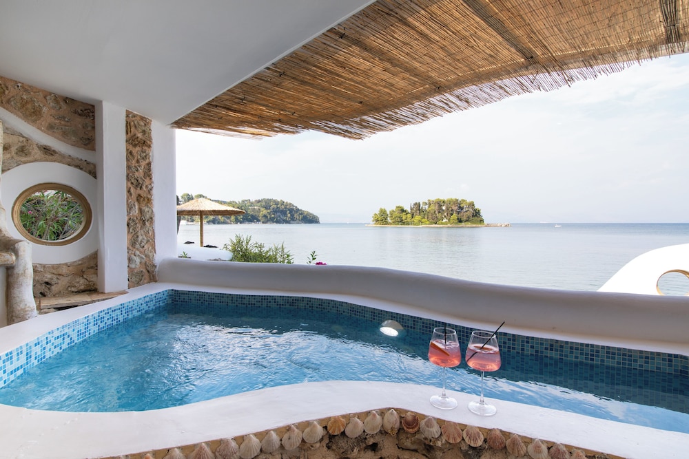 Pontikonisi Hotel - Adults only — Swimming pool in Perama (Corfu), Ionian Islands