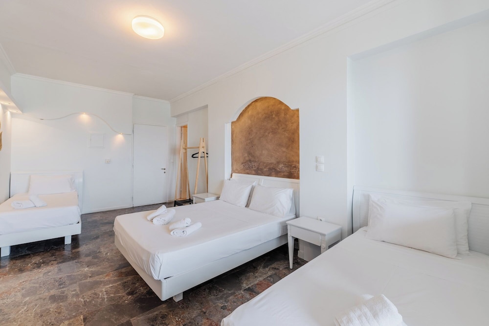 Pontikonisi Hotel - Adults only — Hotel rooms in Perama (Corfu), Ionian Islands