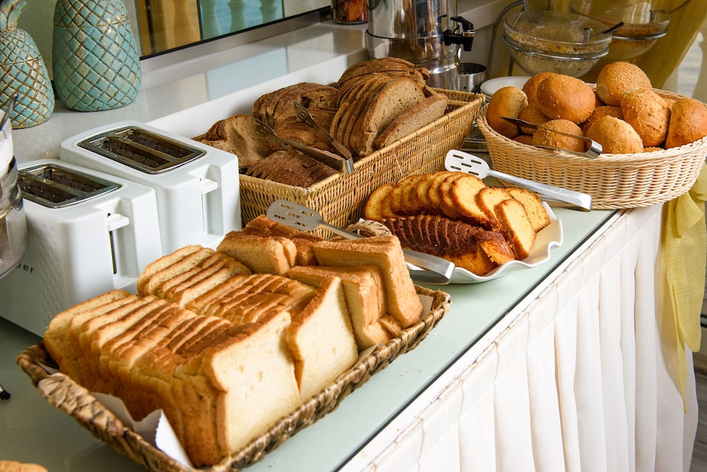 Pontikonisi Hotel - Adults only — Restaurant & bars in Perama (Corfu), Ionian Islands