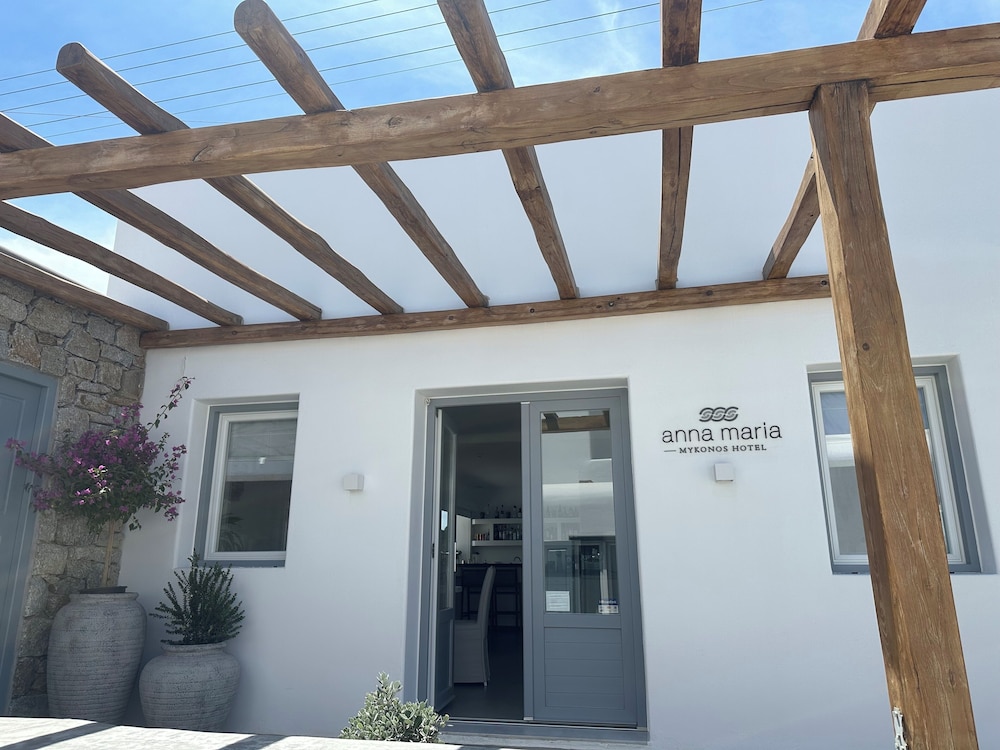 Anna Maria Mykonos Hotel — Hotel building in Glastros, South Aegean