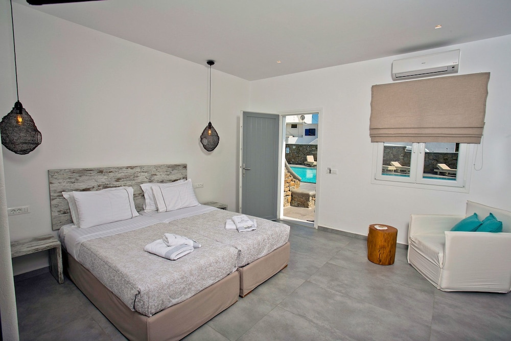 Anna Maria Mykonos Hotel — Hotel rooms in Glastros, South Aegean