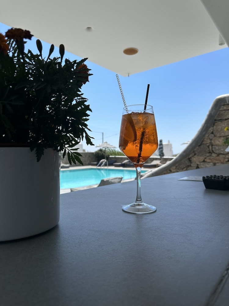 Anna Maria Mykonos Hotel — Restaurant & bars in Glastros, South Aegean