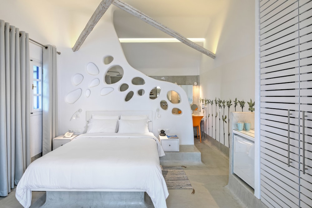 Kouros Village Hotel - Adults Only — Hotel rooms in Perissa, South Aegean