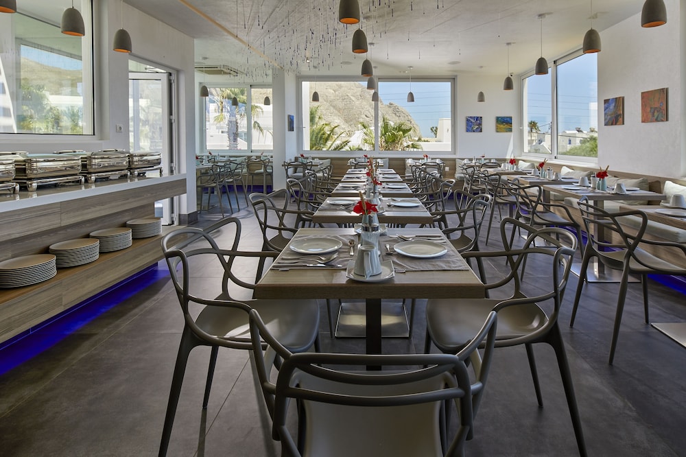 Kouros Village Hotel - Adults Only — Restaurant & bars in Perissa, South Aegean