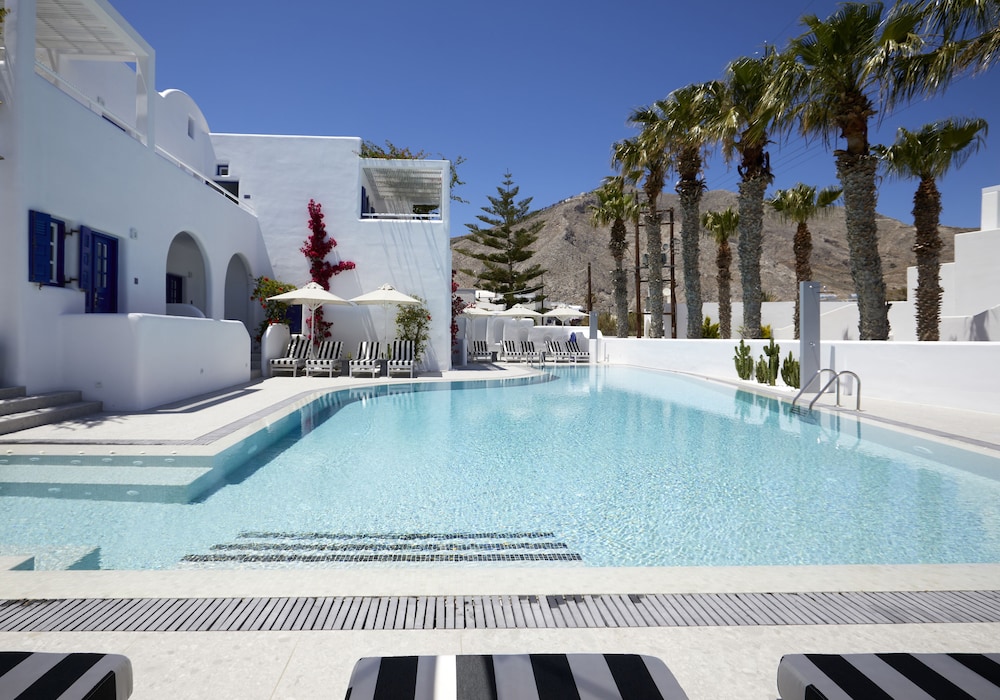 Kouros Village Hotel - Adults Only — Swimming pool in Perissa, South Aegean