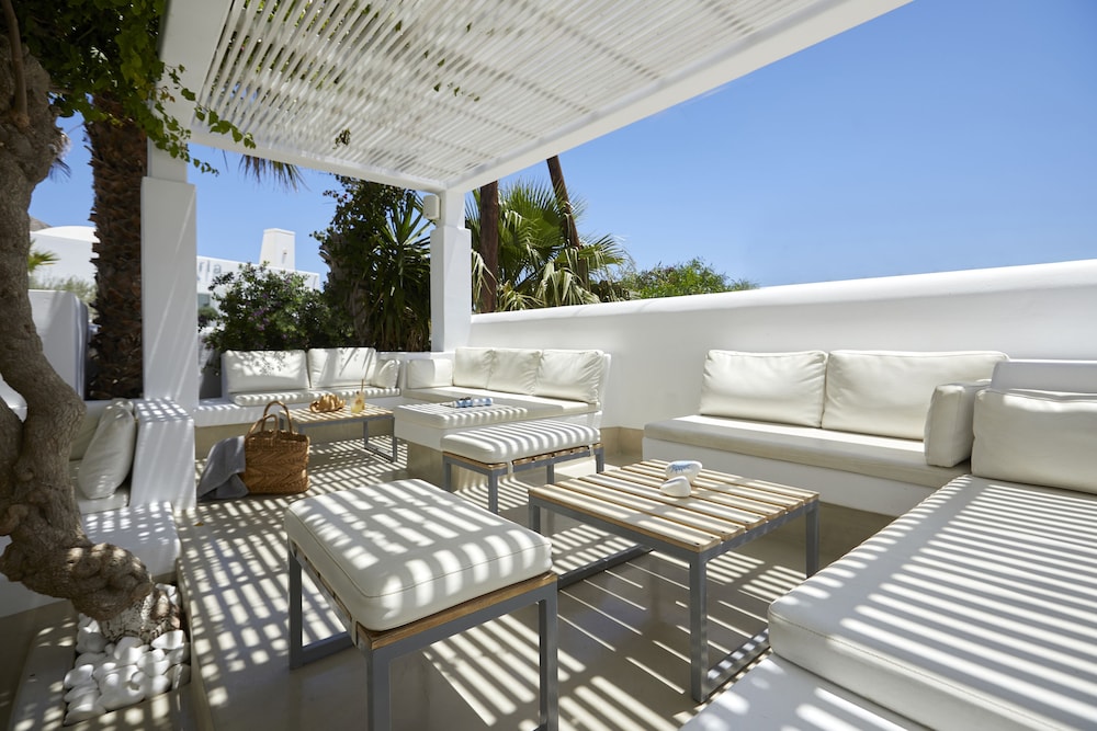 Kouros Village Hotel - Adults Only — Hotel building in Perissa, South Aegean