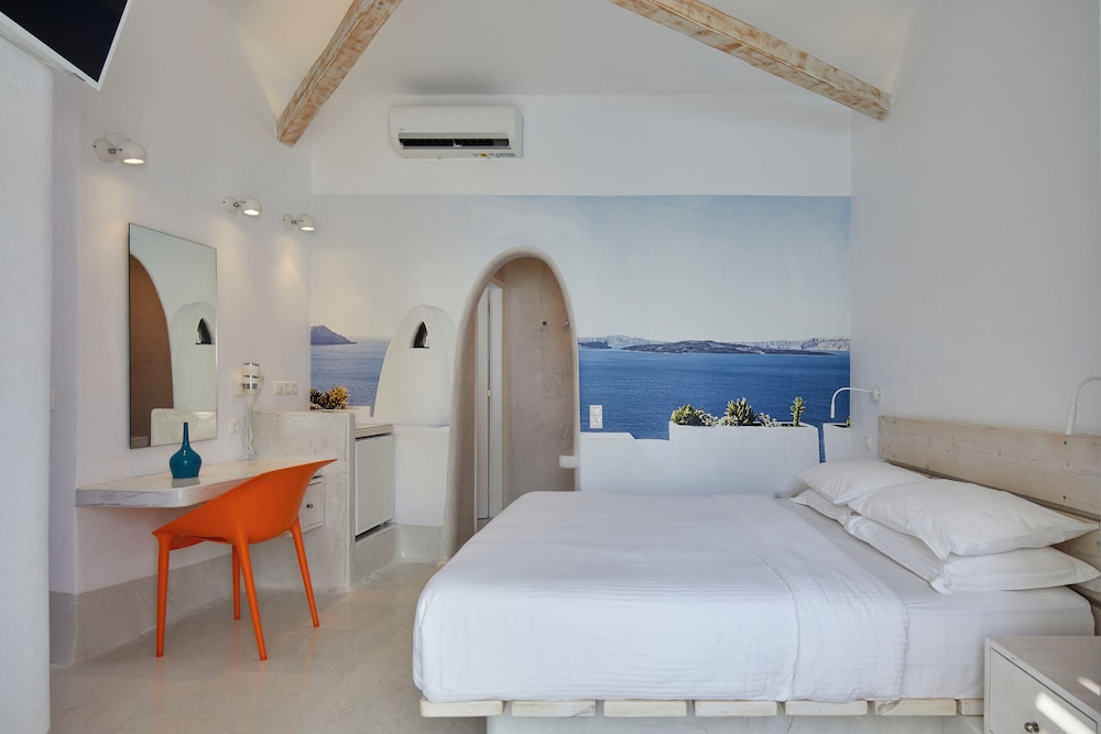 Kouros Village Hotel - Adults Only — Hotel rooms in Perissa, South Aegean