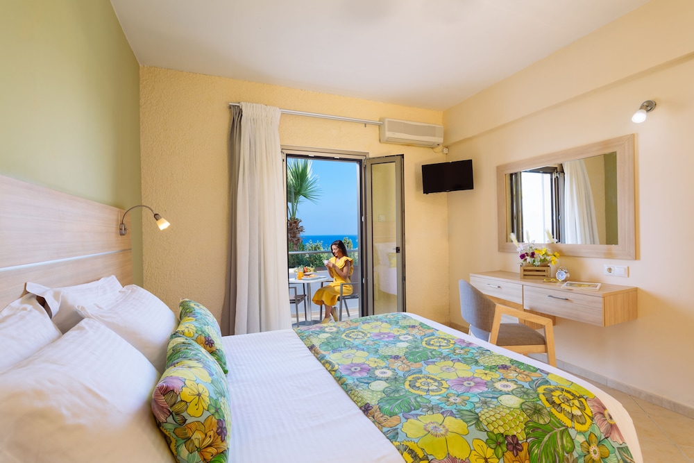 Oasis Scaleta Hotel — Hotel rooms in Rethymnon