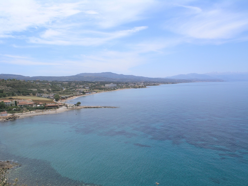Oasis Scaleta Hotel — Beach in Rethymnon