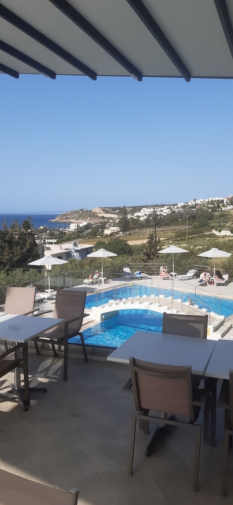 Oasis Scaleta Hotel — Swimming pool in Rethymnon