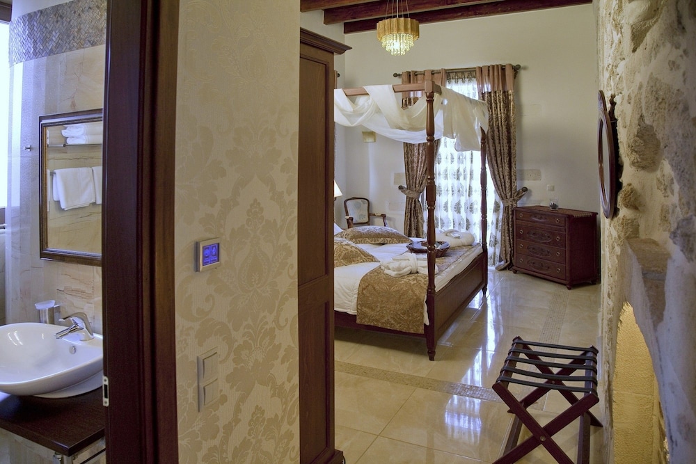 Antica Dimora Suites — Hotel rooms in Rethymnon