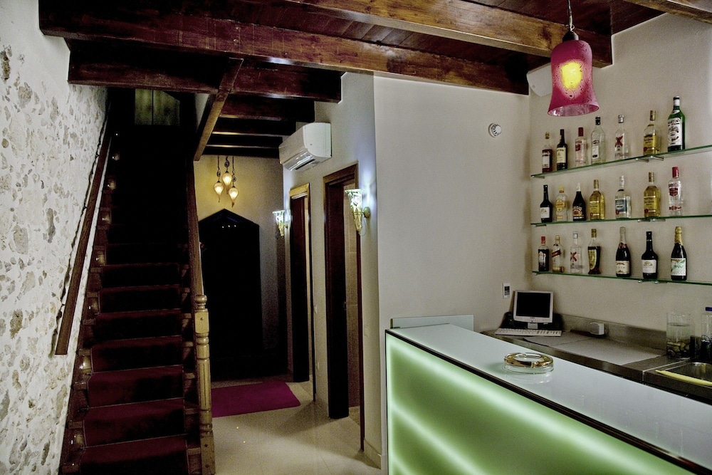 Antica Dimora Suites — Restaurant & bars in Rethymnon