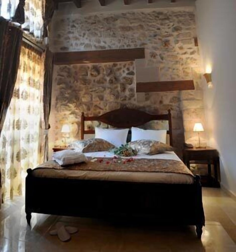 Antica Dimora Suites — Hotel rooms in Rethymnon