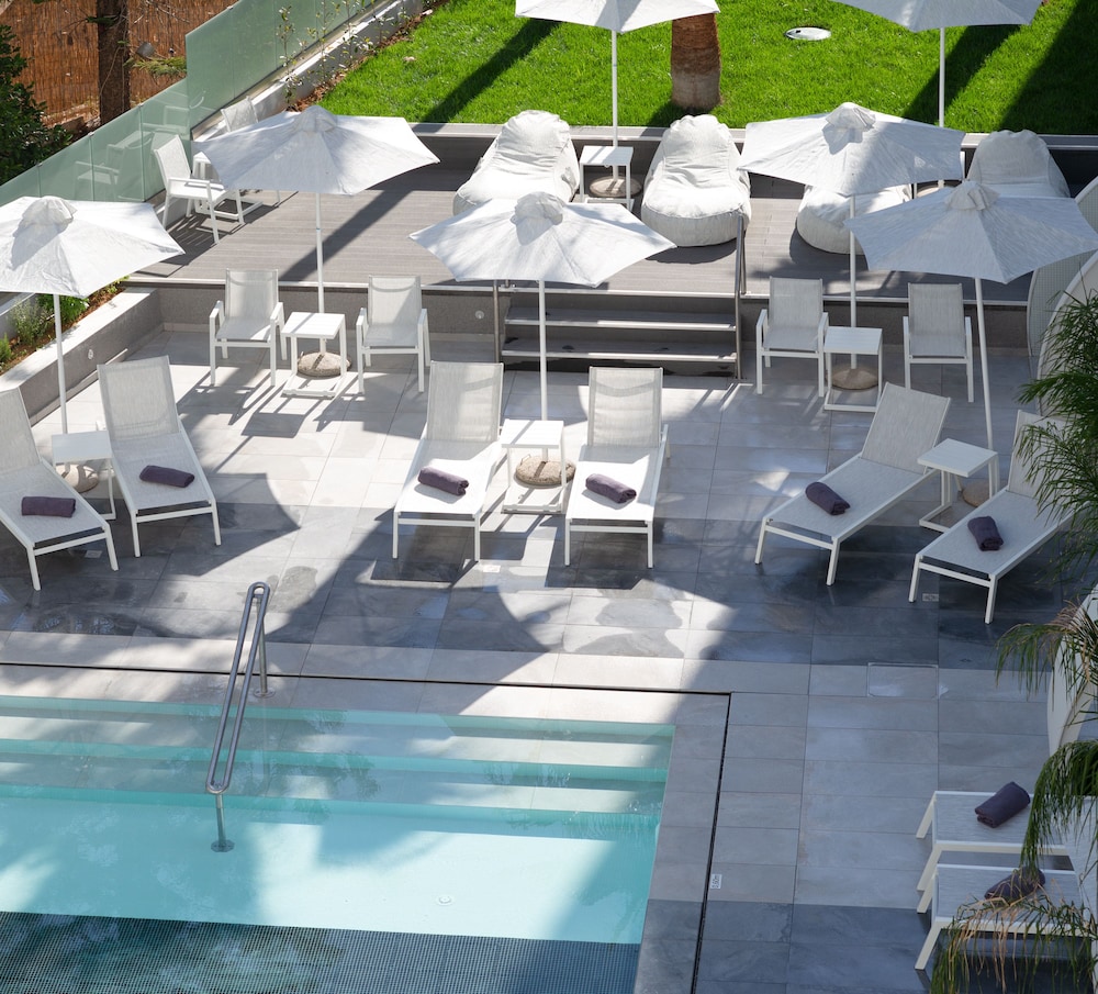 Melrose Rethymno by Mage Hotels — Swimming pool in Rethymnon