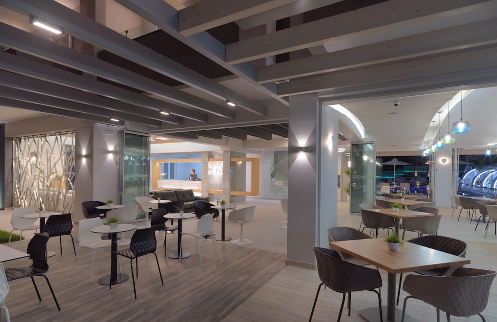 Melrose Rethymno by Mage Hotels — Restaurant & bars in Rethymnon