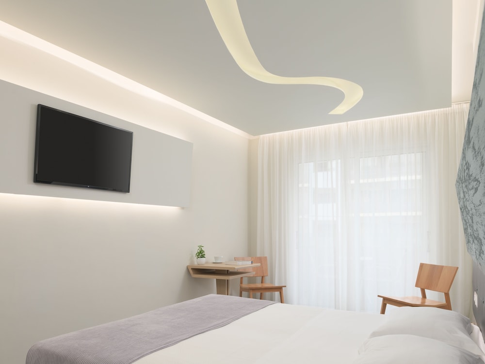 Melrose Rethymno by Mage Hotels — Hotel rooms in Rethymnon