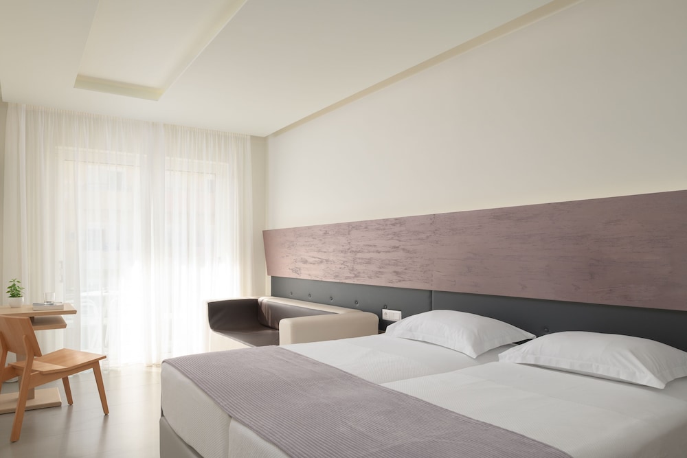 Melrose Rethymno by Mage Hotels — Hotel rooms in Rethymnon