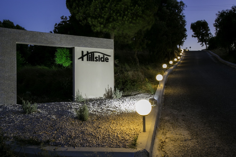 Hillside Studios & Apartments — Hotel building in Faliraki, South Aegean