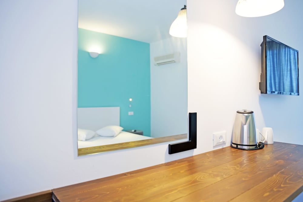 Hillside Studios & Apartments — Hotel rooms in Faliraki, South Aegean