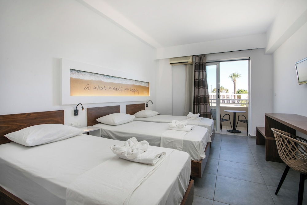 Hillside Studios & Apartments — Hotel rooms in Faliraki, South Aegean