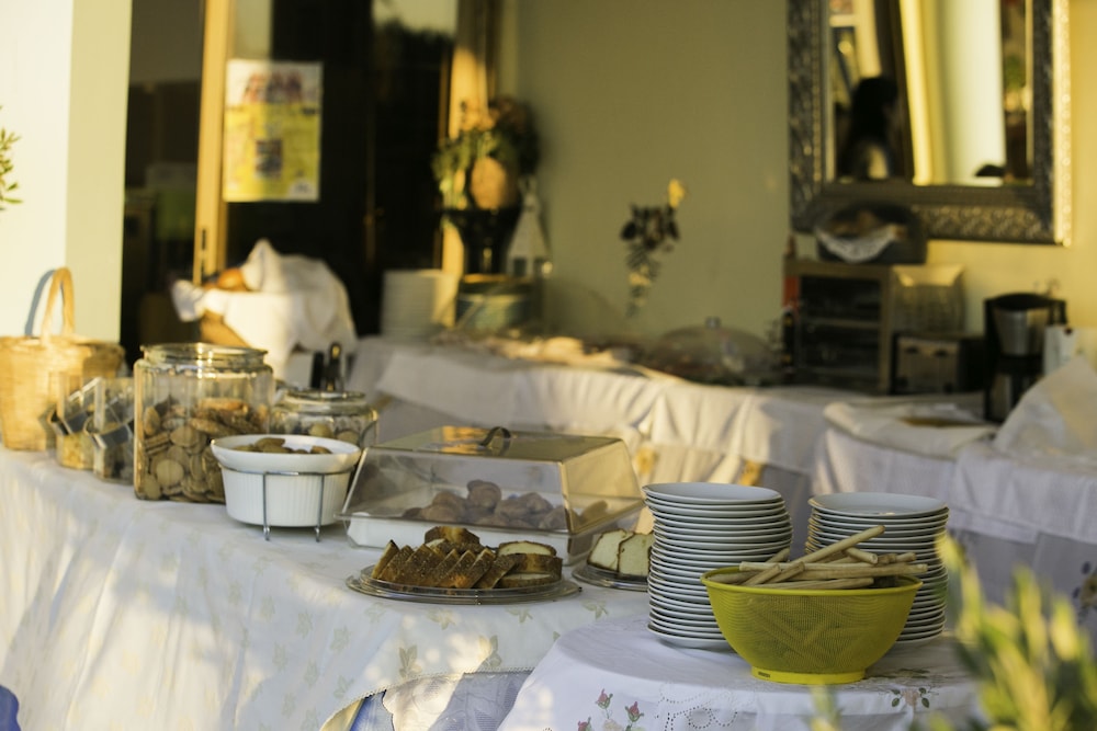 Hillside Studios & Apartments — Hotel rooms in Faliraki, South Aegean